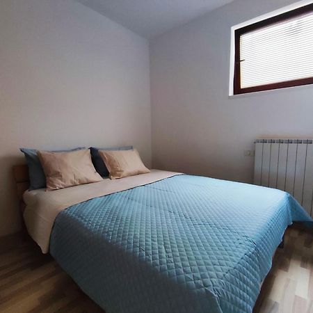 Olea Mar Apartma Pobegi Екстер'єр фото